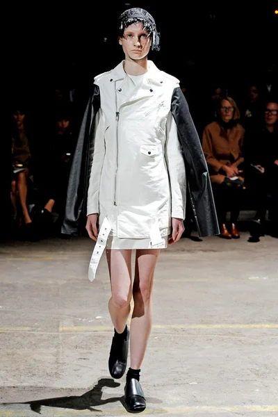 Look 8